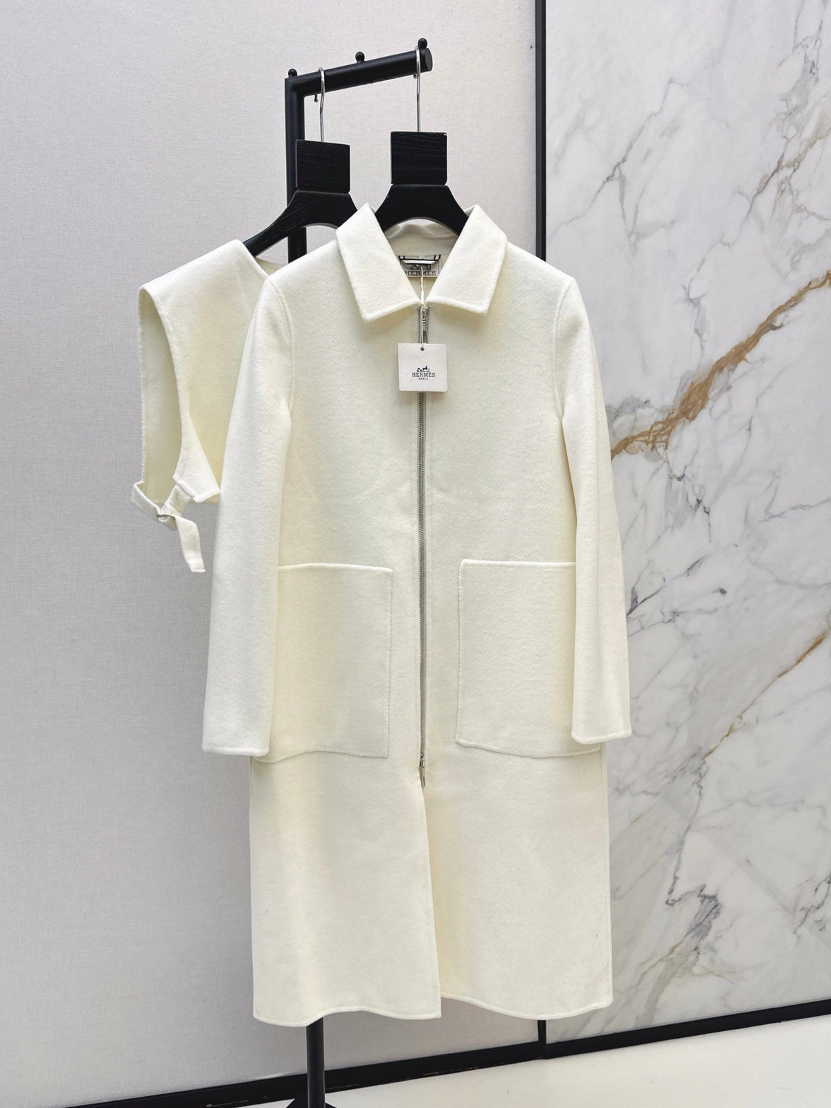 26Latest Autumn/Winter Two-Piece Set: Long Double-Faced Wool-Cashmere Coat