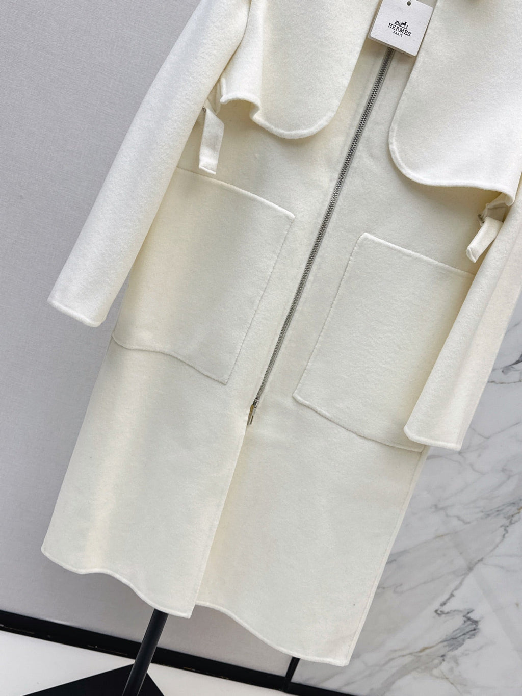 26Latest Autumn/Winter Two-Piece Set: Long Double-Faced Wool-Cashmere Coat