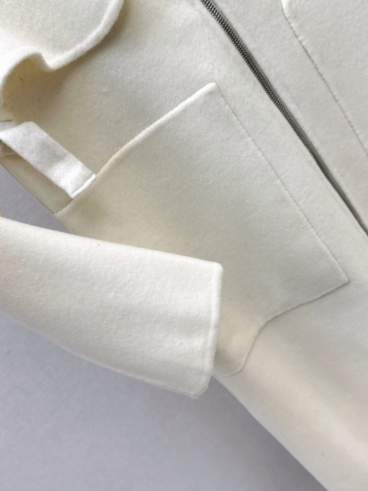 26Latest Autumn/Winter Two-Piece Set: Long Double-Faced Wool-Cashmere Coat