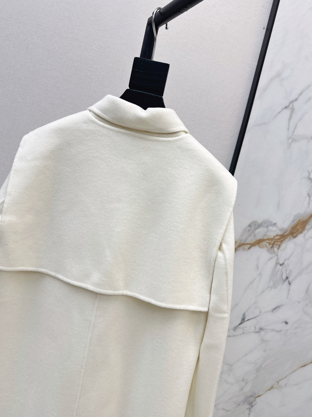 26Latest Autumn/Winter Two-Piece Set: Long Double-Faced Wool-Cashmere Coat