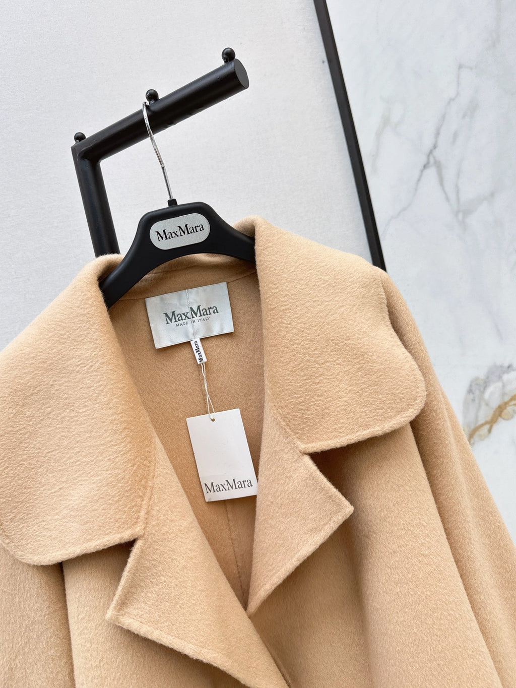 26Latest Autumn/Winter Short Double-Faced Wool-Cashmere Coat with Lapel