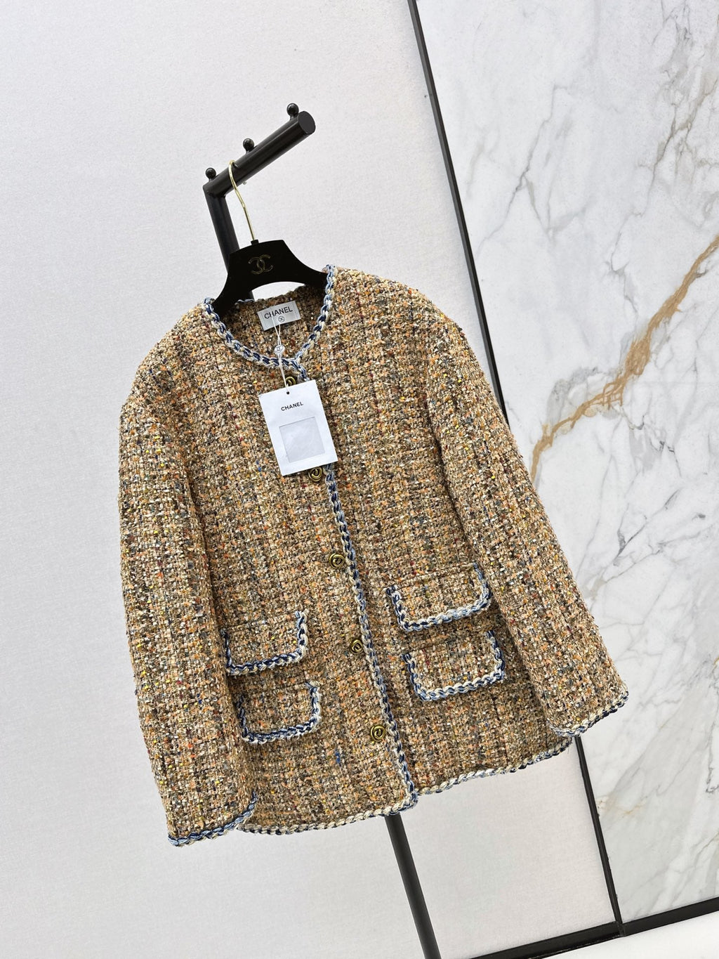 26Latest Autumn/Winter "Chanel-style" Woven Goose Down Jacket