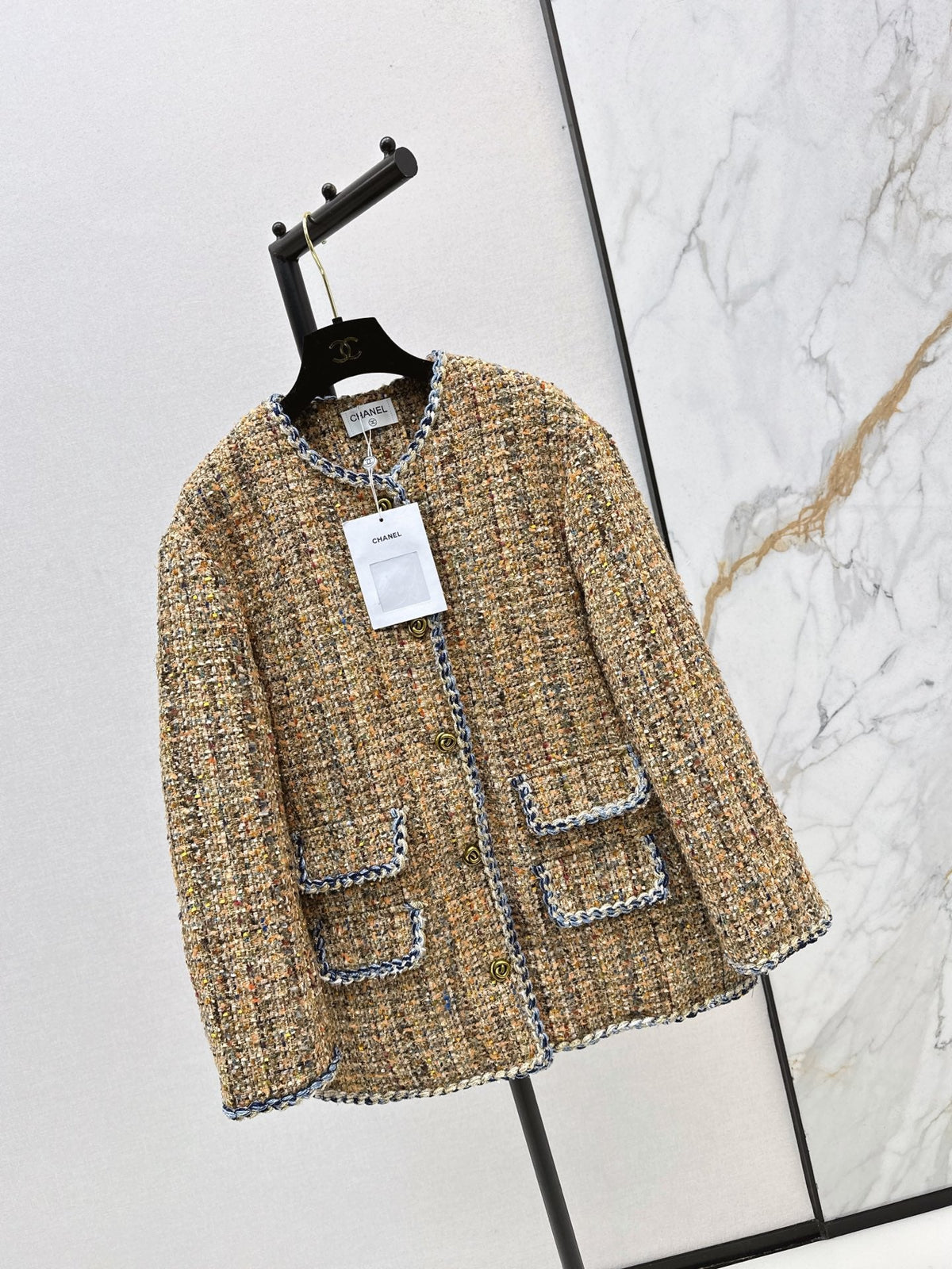 26Latest Autumn/Winter "Chanel-style" Woven Goose Down Jacket