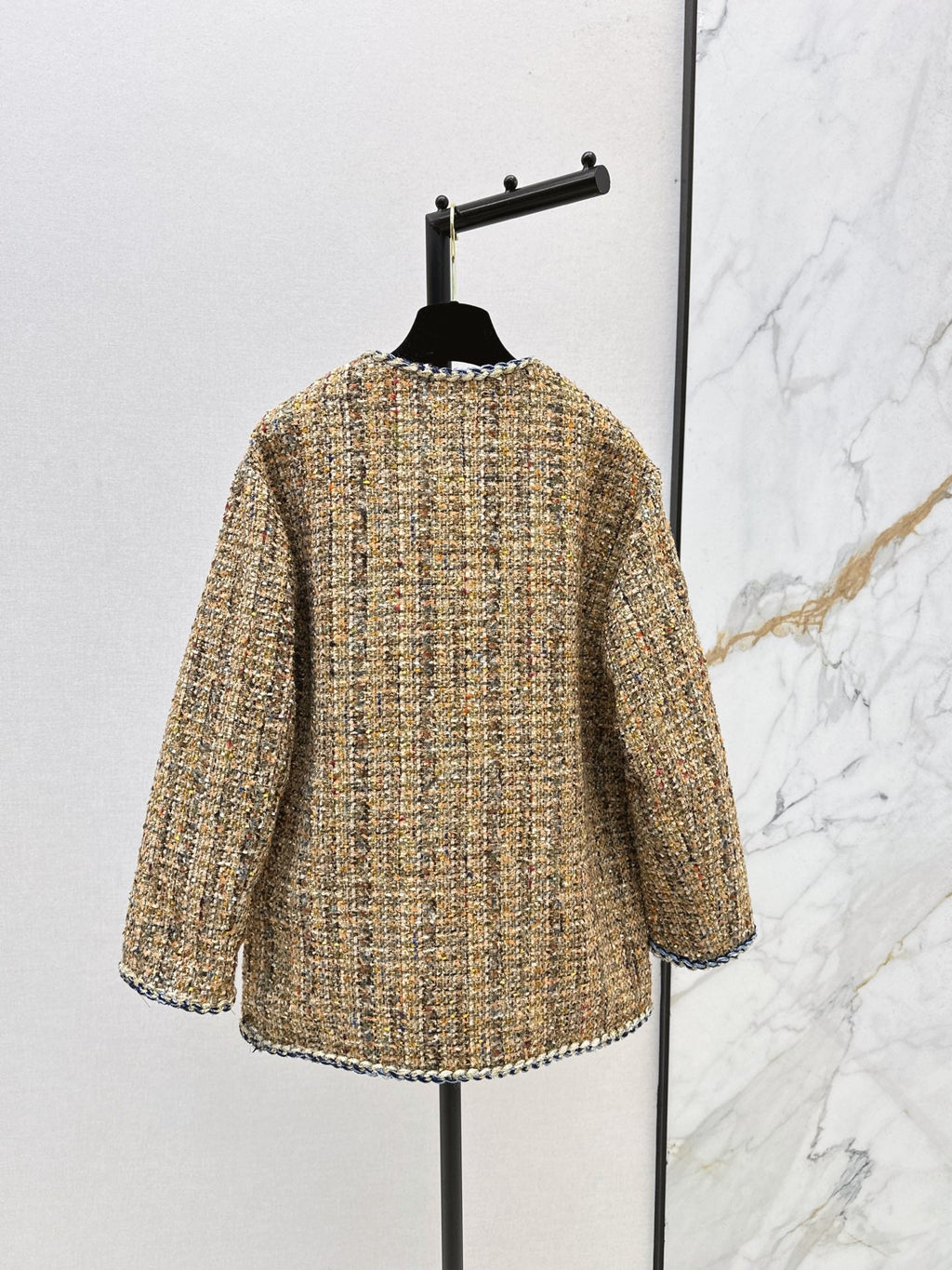 26Latest Autumn/Winter "Chanel-style" Woven Goose Down Jacket