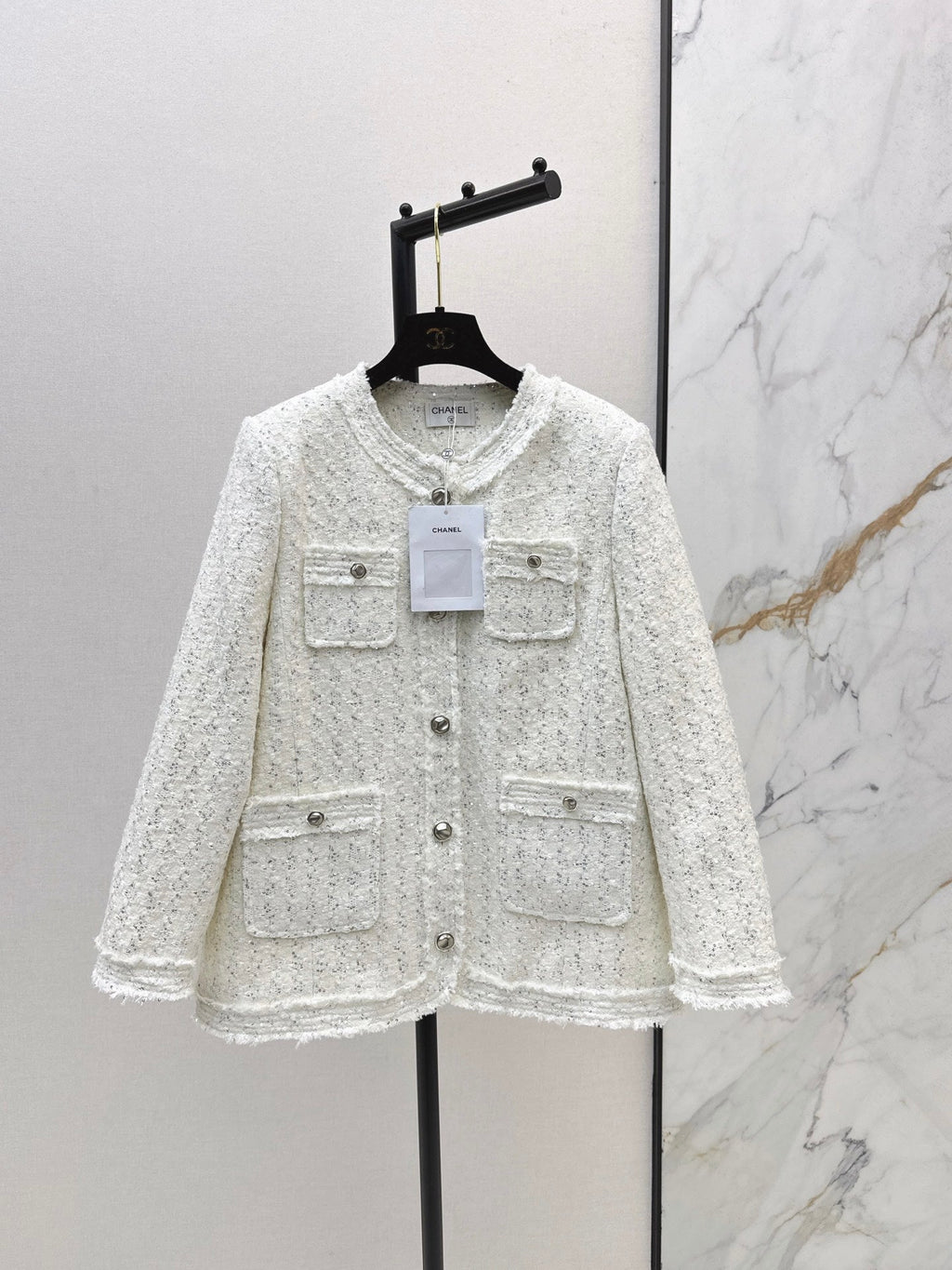 26Latest Autumn/Winter "Chanel-style" Woven Tweed-Effect Goose Down Jacket