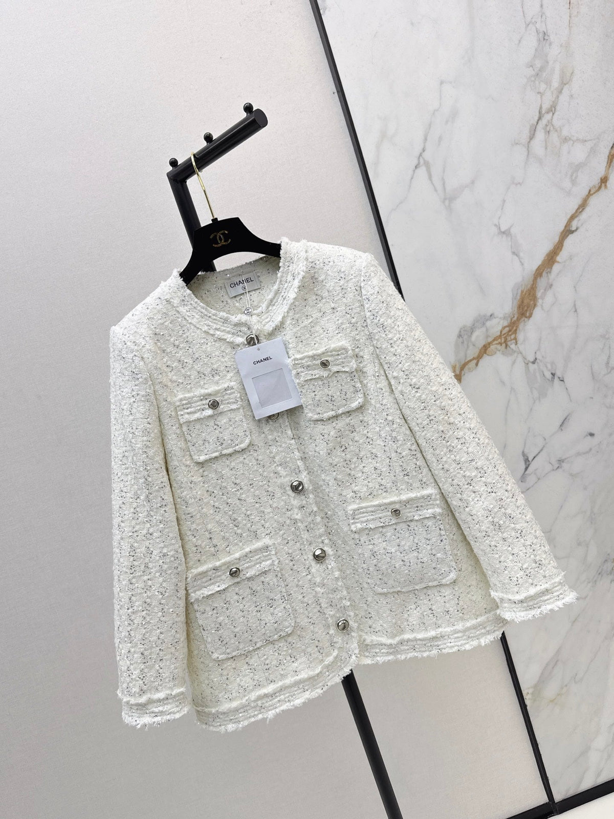 26Latest Autumn/Winter "Chanel-style" Woven Tweed-Effect Goose Down Jacket