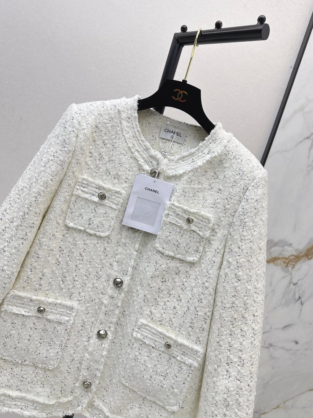 26Latest Autumn/Winter "Chanel-style" Woven Tweed-Effect Goose Down Jacket