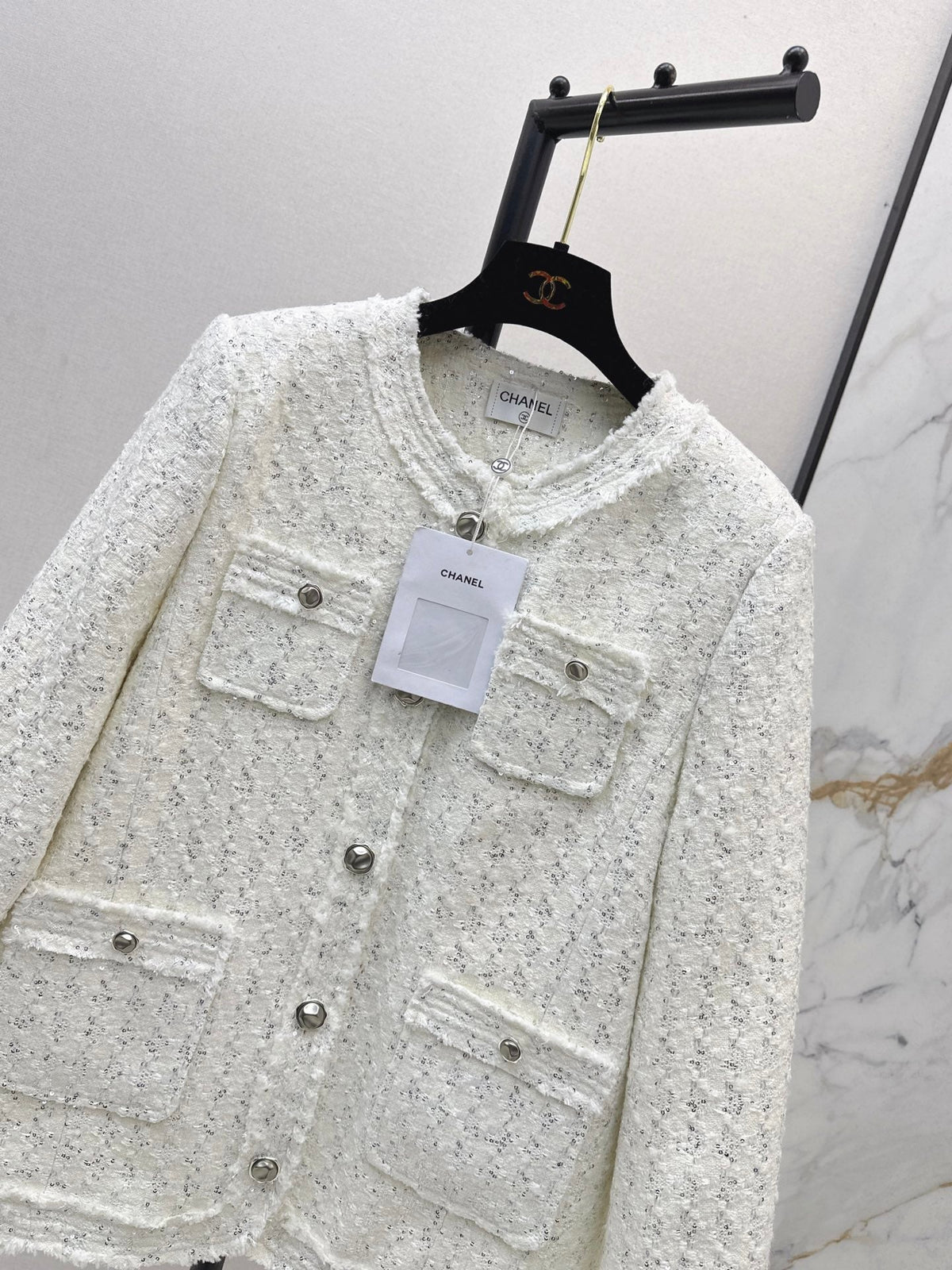 26Latest Autumn/Winter "Chanel-style" Woven Tweed-Effect Goose Down Jacket