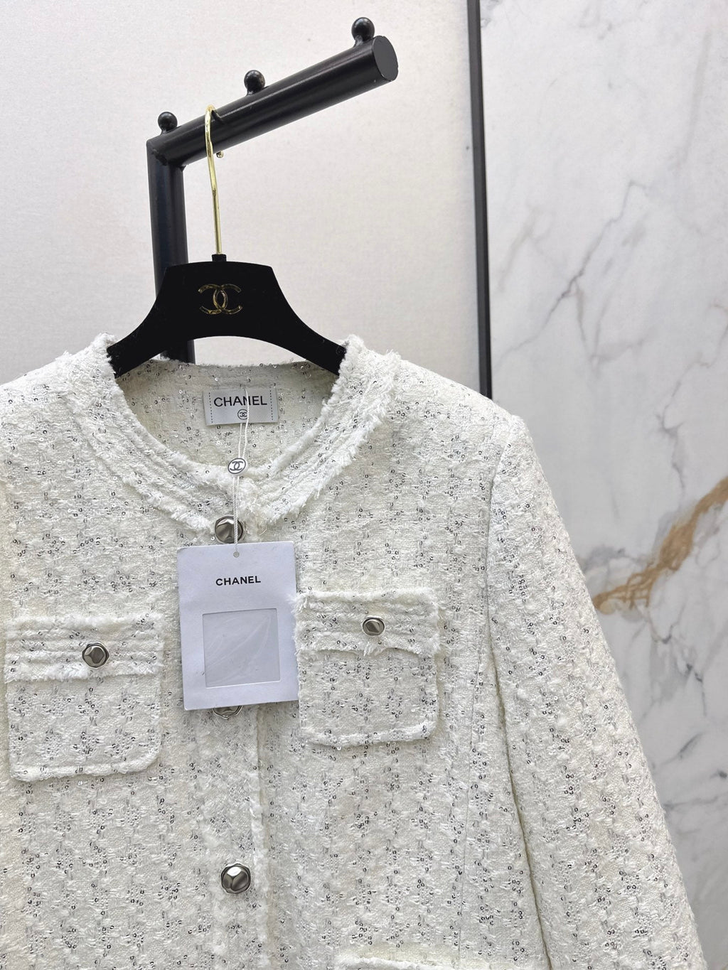 26Latest Autumn/Winter "Chanel-style" Woven Tweed-Effect Goose Down Jacket