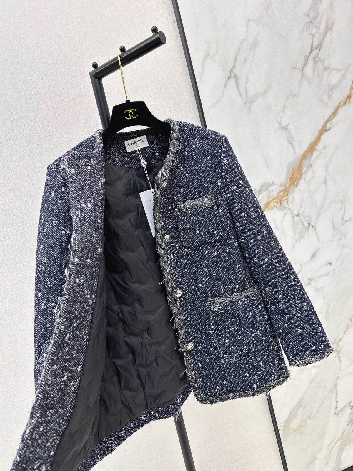 26Latest Autumn/Winter "Chanel-style" Woven Tweed-Effect Goose Down Jacket