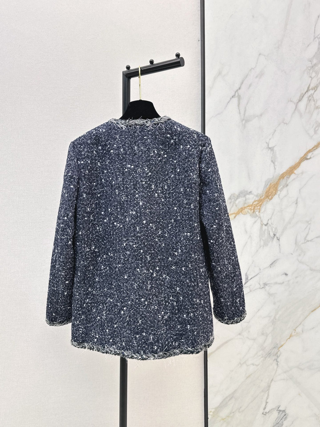 26Latest Autumn/Winter "Chanel-style" Woven Tweed-Effect Goose Down Jacket