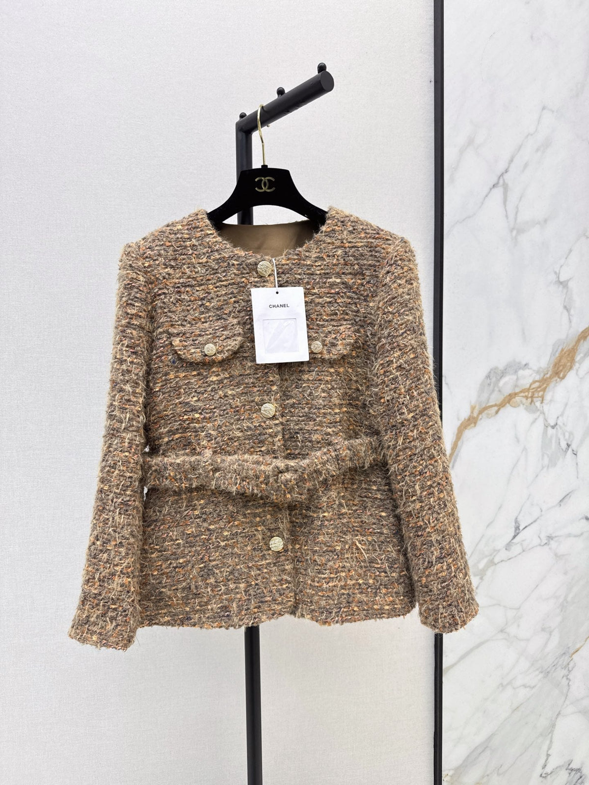 26Latest Autumn/Winter Knit Jacket with Belt Detail and Round Neck