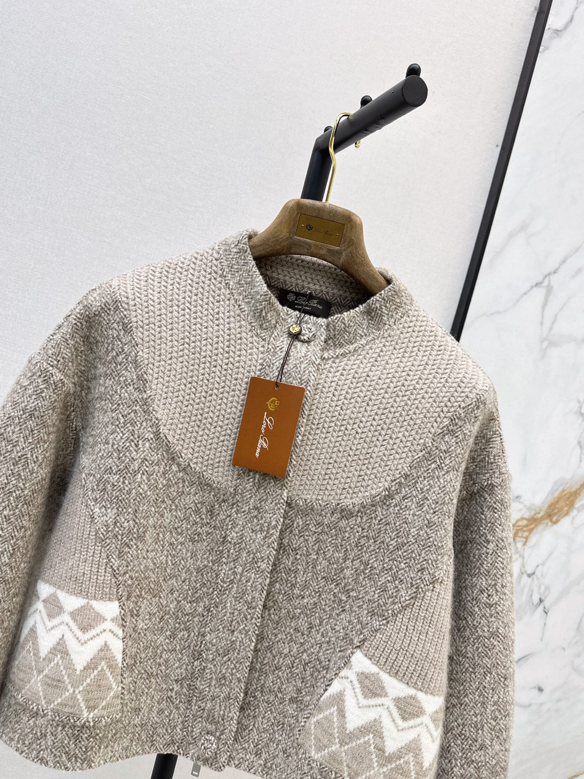 26New Autumn/Winter "Old Money" Style Reversible Wool-Blend Coat with Snowflake Jacquard & Panel Detailing