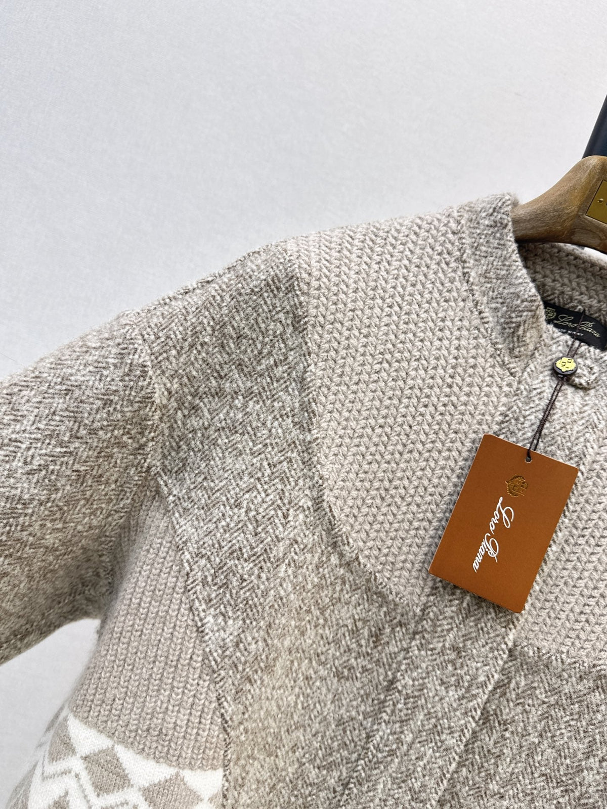 26New Autumn/Winter "Old Money" Style Reversible Wool-Blend Coat with Snowflake Jacquard & Panel Detailing