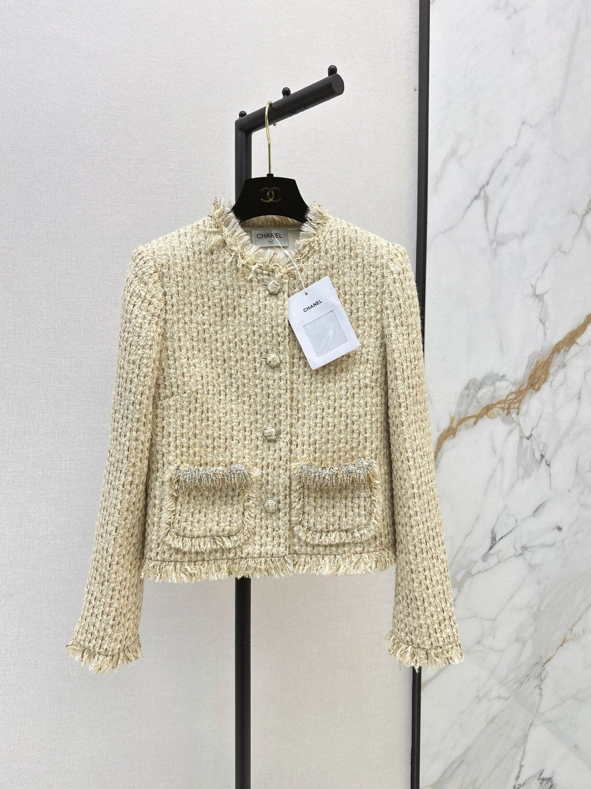 26Latest Autumn/Winter "Chanel-style" Tweed Jacket – Sophisticated, Chic, and Elegant (Beige-Apricot Flecked Finish)