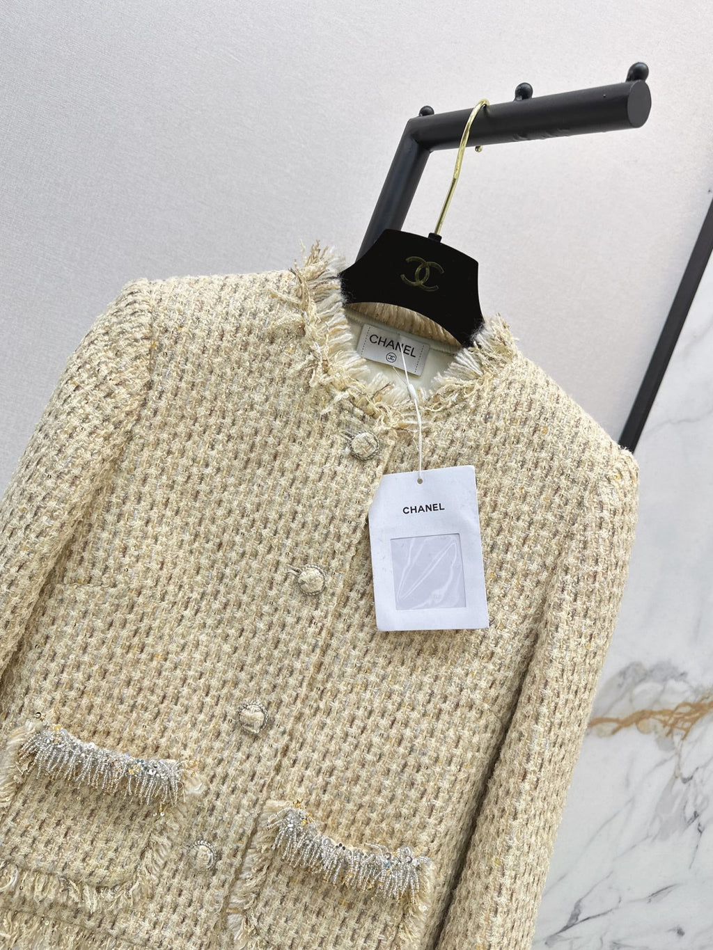 26Latest Autumn/Winter "Chanel-style" Tweed Jacket – Sophisticated, Chic, and Elegant (Beige-Apricot Flecked Finish)