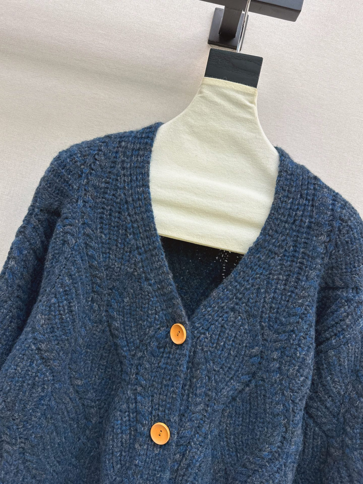 26Latest Autumn/Winter Premium Solid-Color Textured V-Neck Knit Cardigan