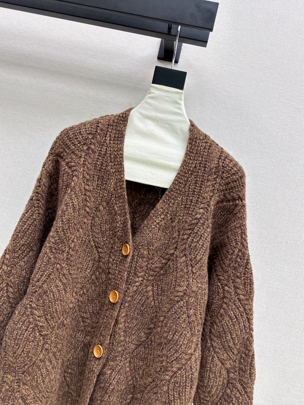 26Latest Autumn/Winter Premium Solid-Color Textured V-Neck Knit Cardigan
