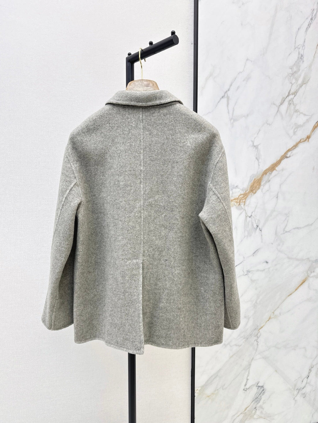 26Latest Autumn/Winter Minimalist Double-Faced Wool Lapel Coat