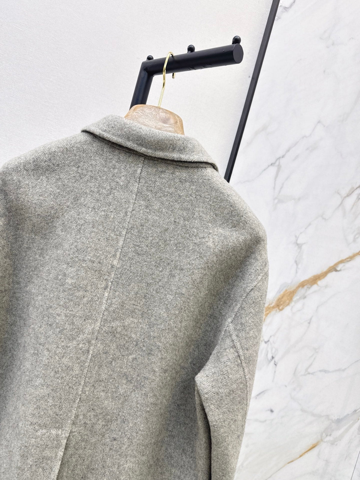 26Latest Autumn/Winter Minimalist Double-Faced Wool Lapel Coat