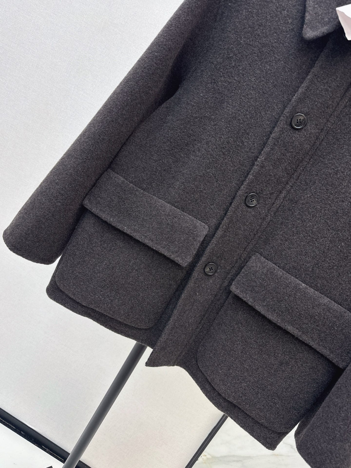 26Latest Autumn/Winter Minimalist Double-Faced Wool Lapel Coat