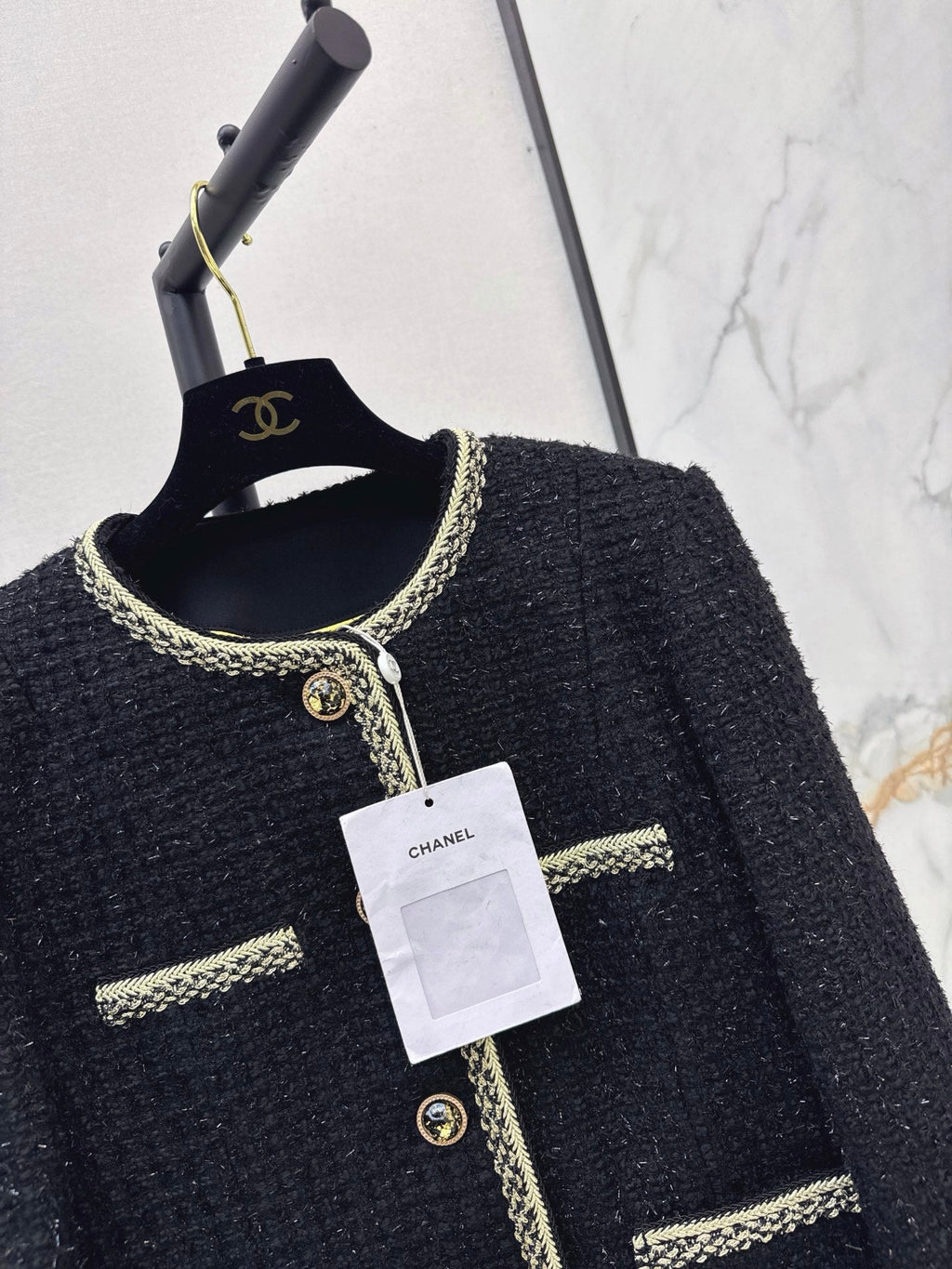 26Latest Autumn/Winter Knit Jacket with Dual Pockets and Crew Neck