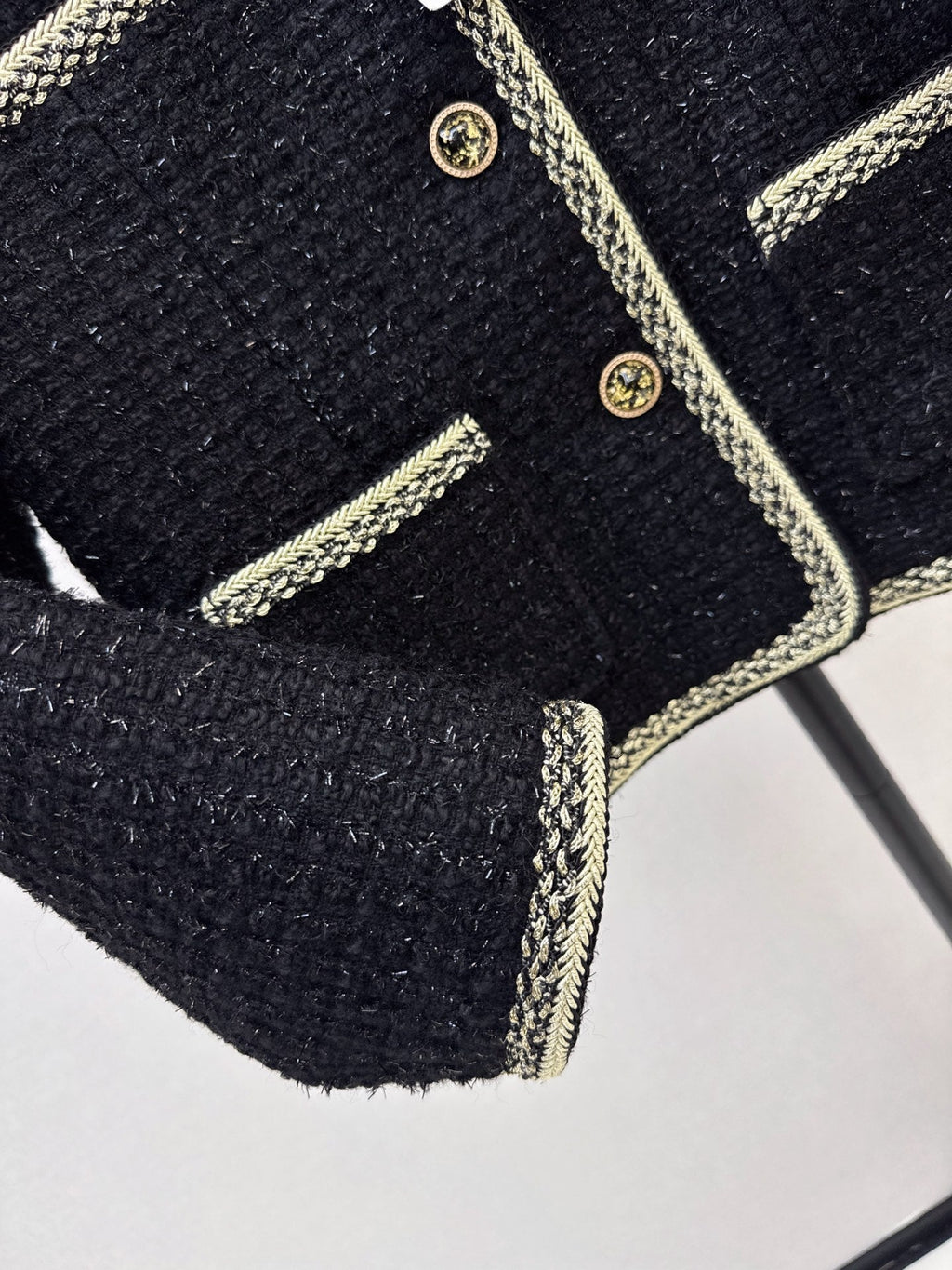26Latest Autumn/Winter Knit Jacket with Dual Pockets and Crew Neck