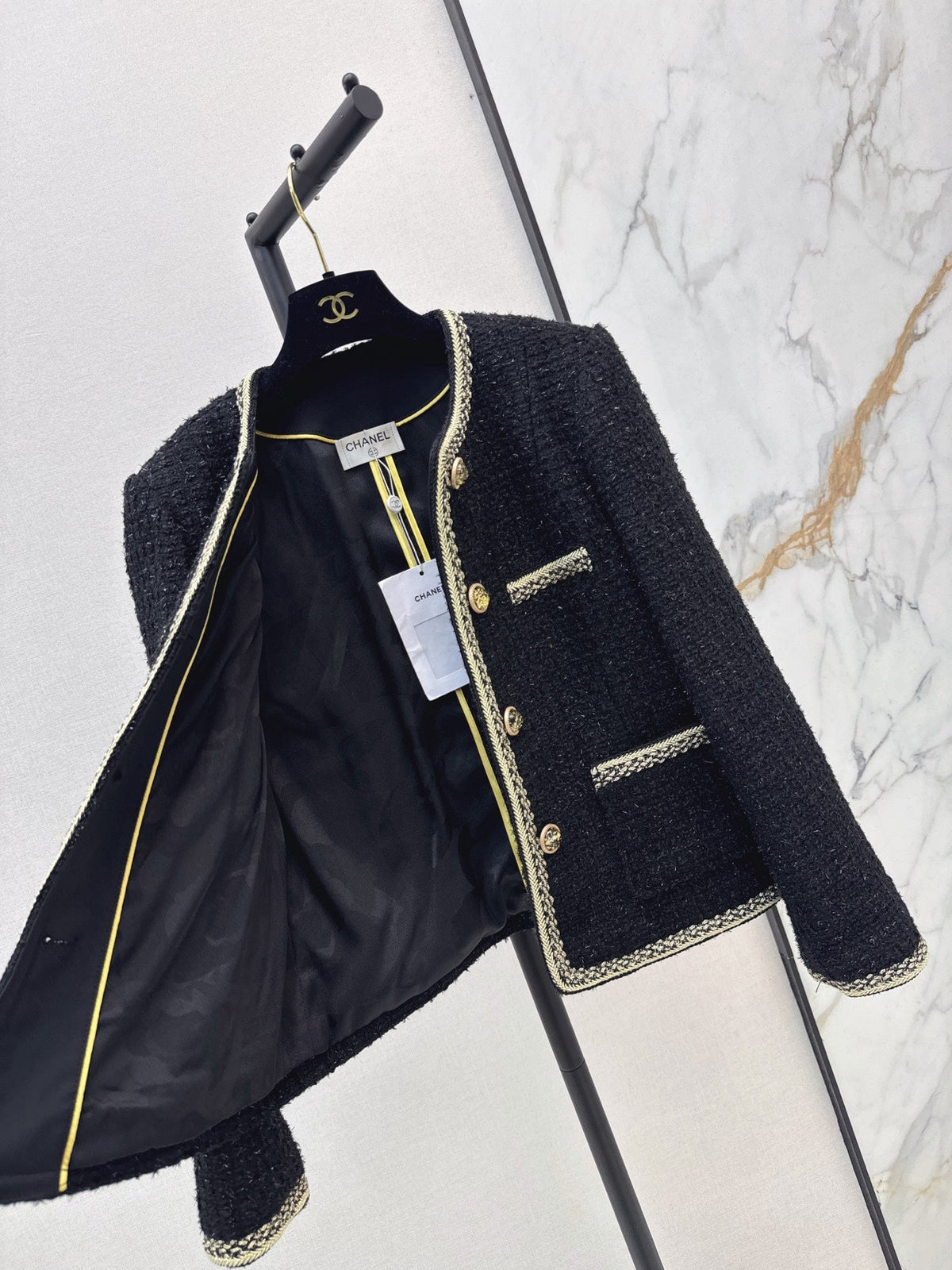 26Latest Autumn/Winter Knit Jacket with Dual Pockets and Crew Neck