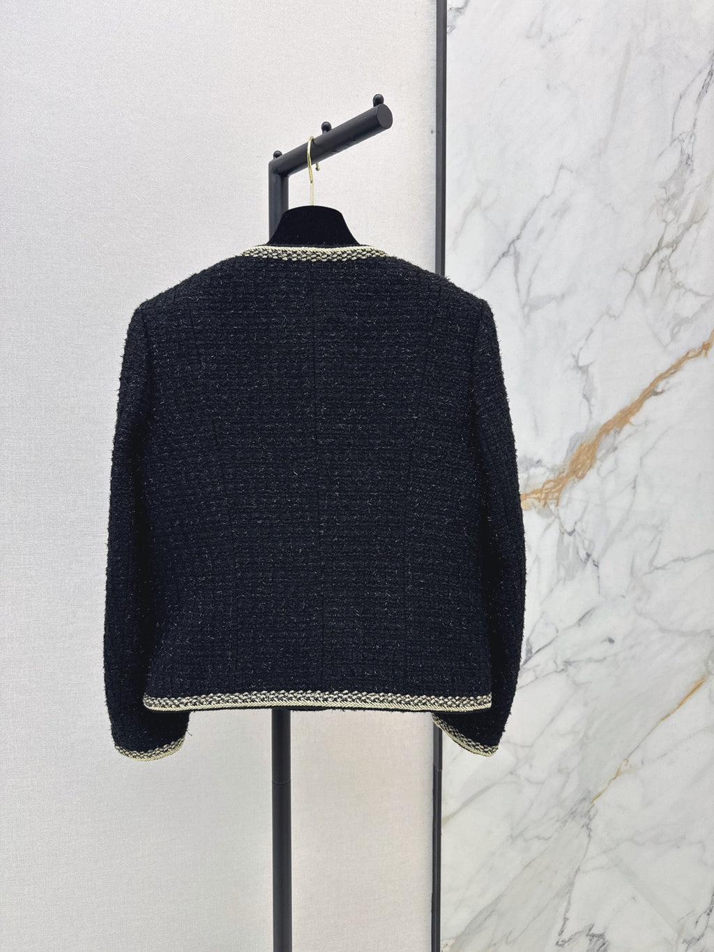 26Latest Autumn/Winter Knit Jacket with Dual Pockets and Crew Neck