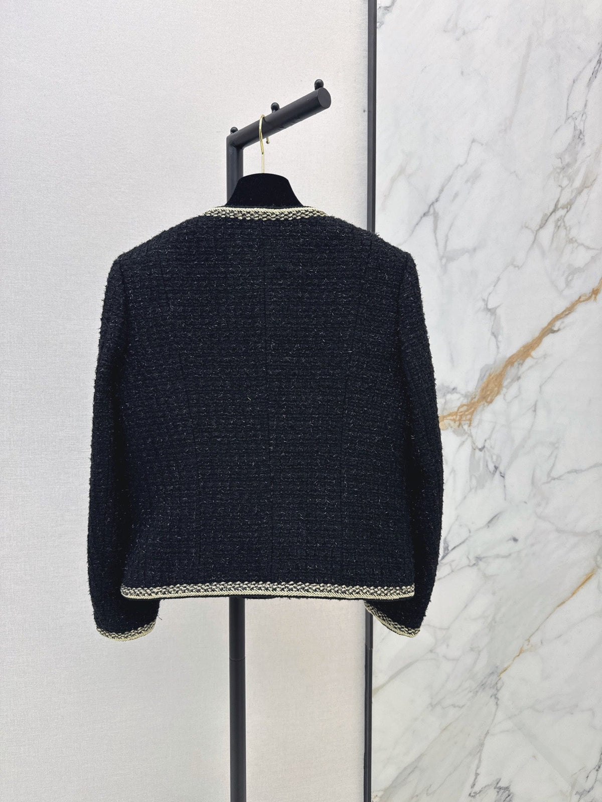 26Latest Autumn/Winter Knit Jacket with Dual Pockets and Crew Neck