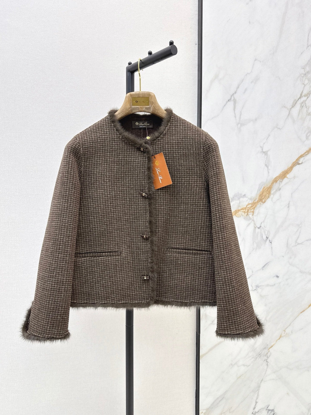 26Latest Autumn/Winter Premium Short Double-Faced Wool-Blend Jacket with Mink Fur Trim & Plaid Pattern