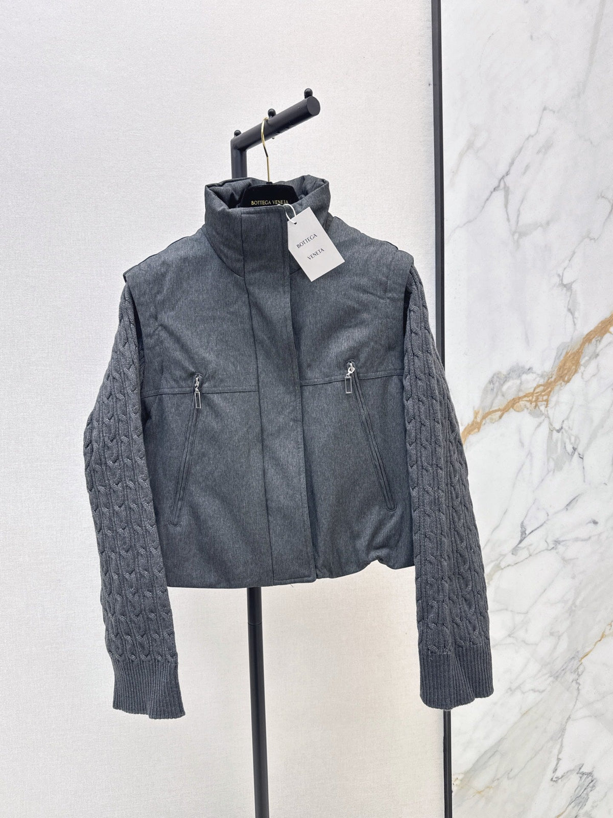 26Latest Autumn/Winter 2-Piece Set: Down Vest with Detachable Sleeves