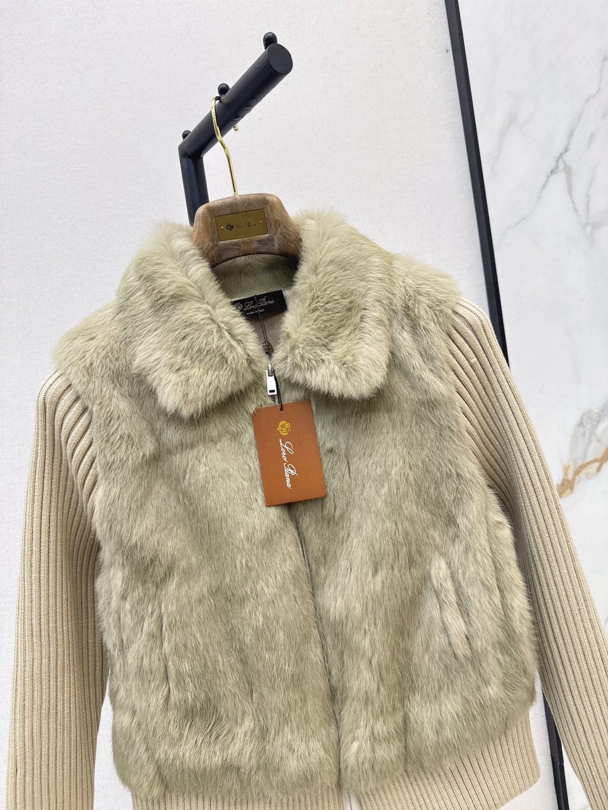 26Latest Autumn/Winter "Faux-Layered" Knit Jacket with Rabbit Fur Accents