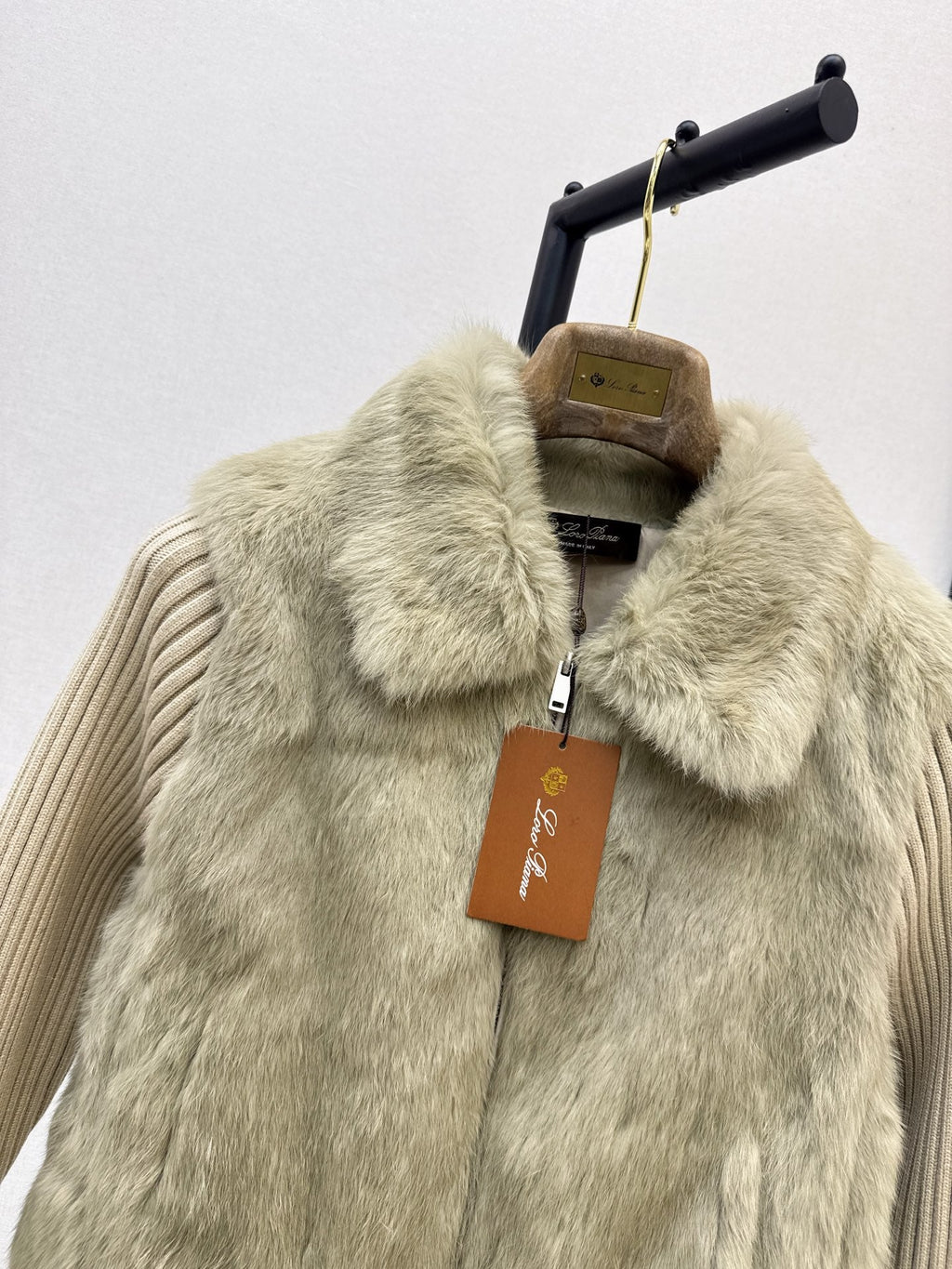 26Latest Autumn/Winter "Faux-Layered" Knit Jacket with Rabbit Fur Accents