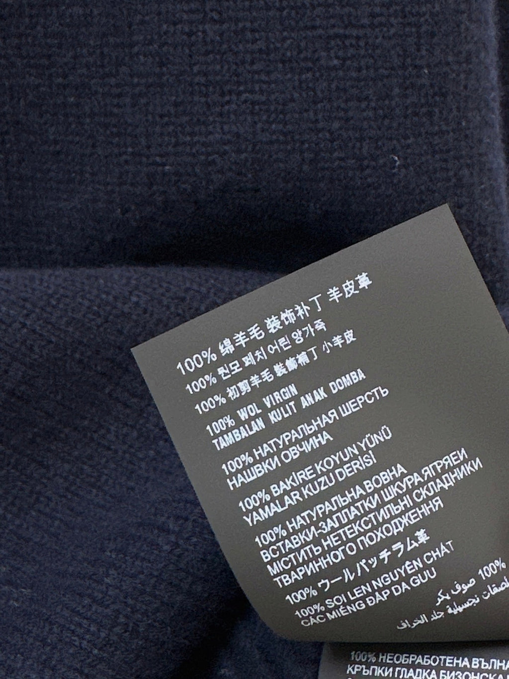 26Latest Autumn/Winter Crew-Neck Knit Sweater with Suede-Finish Elbow Patches