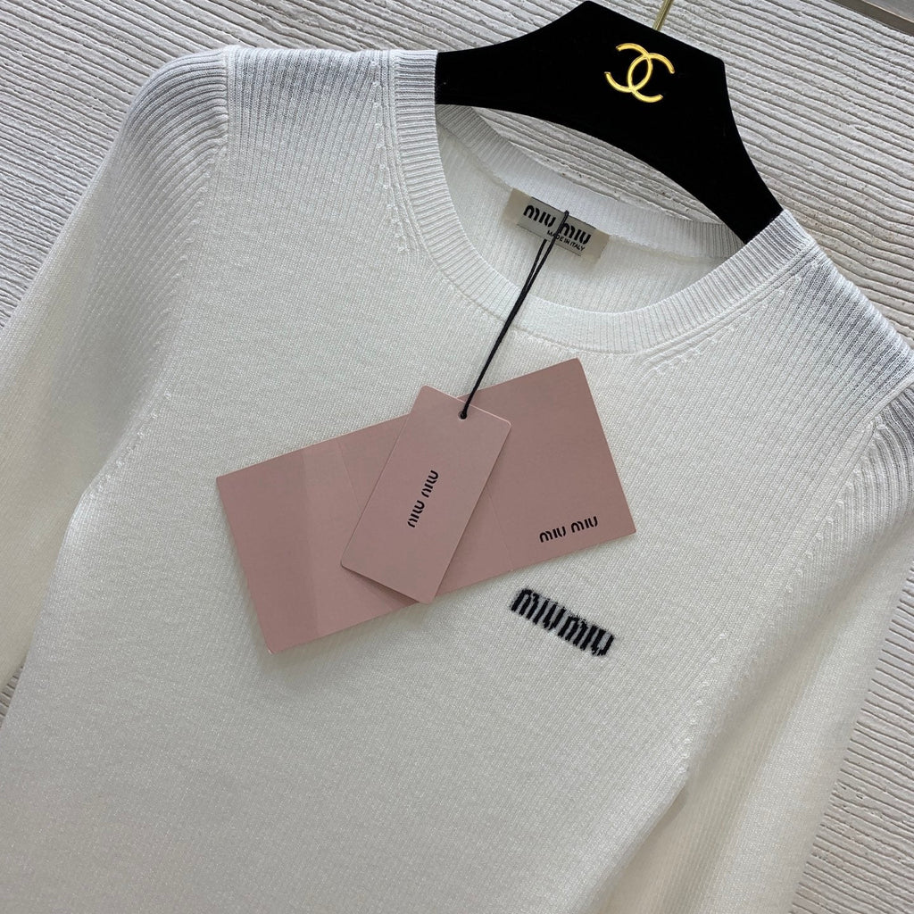26New Season Long-Sleeve Knit Base Layer