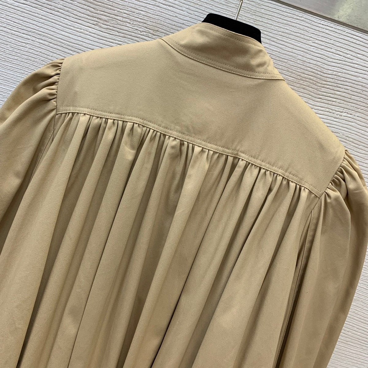 26New-Arrival Stand-Collar, Tulip-Style Long-Sleeve Jacket