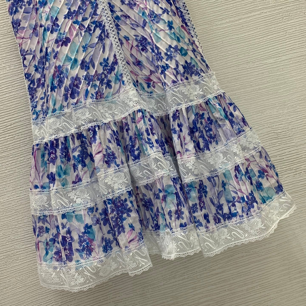 26New Sleeveless Cami Dress