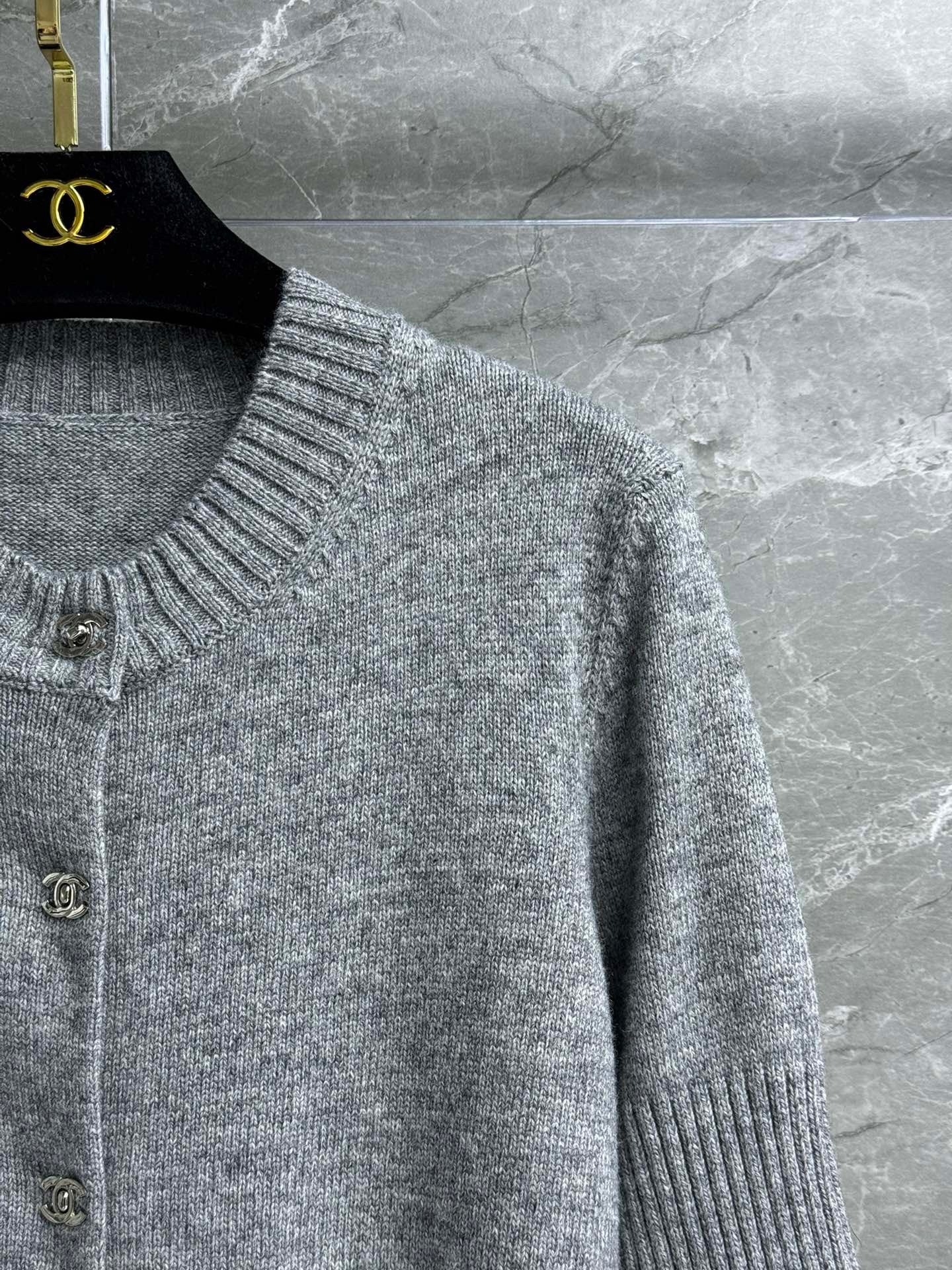 Snap button cardigan