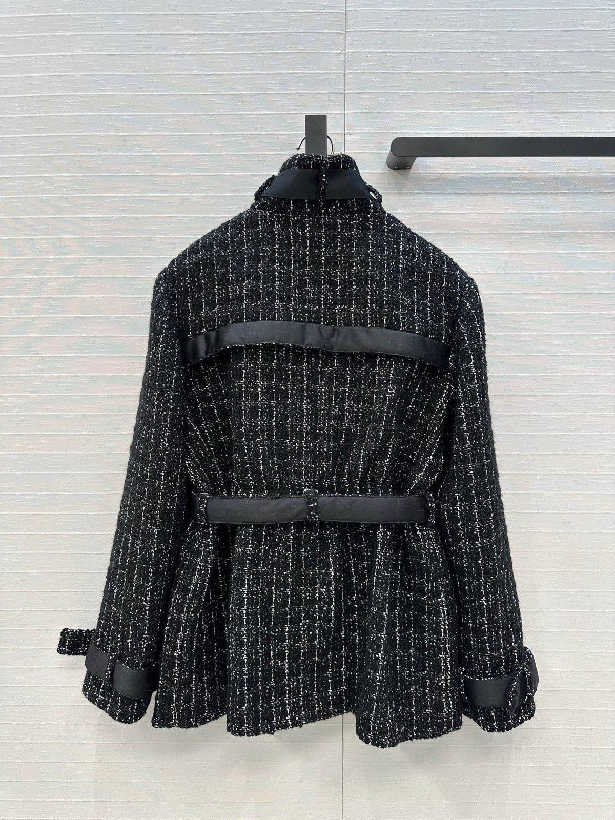 Retro-style courtly coat
