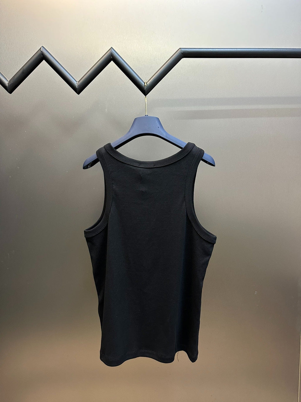 Simple Solid-Color Vest