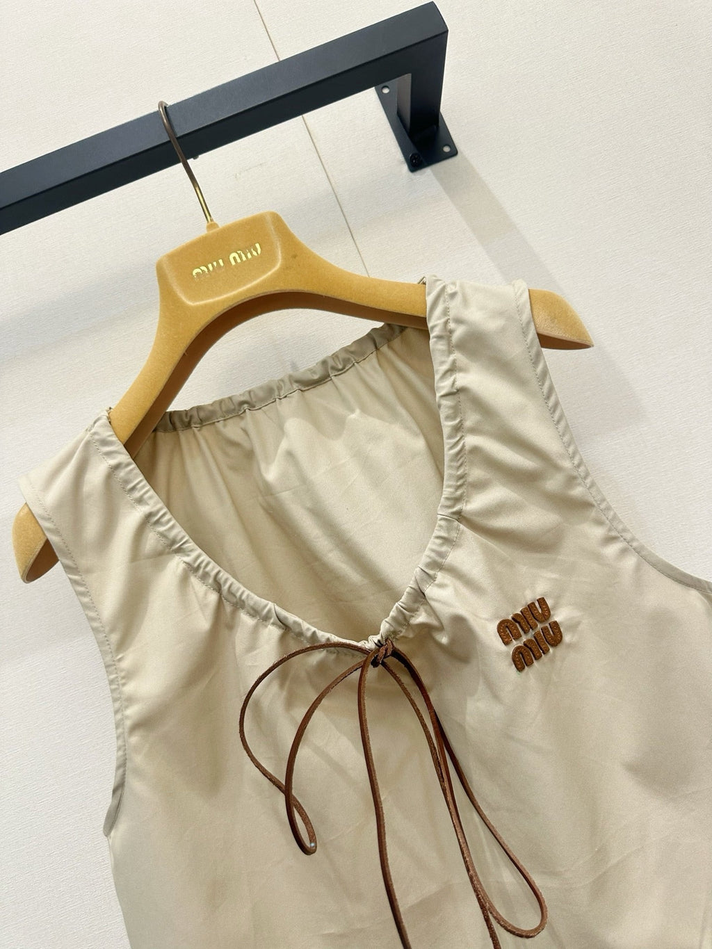 Hollow-out cotton-linen camisole