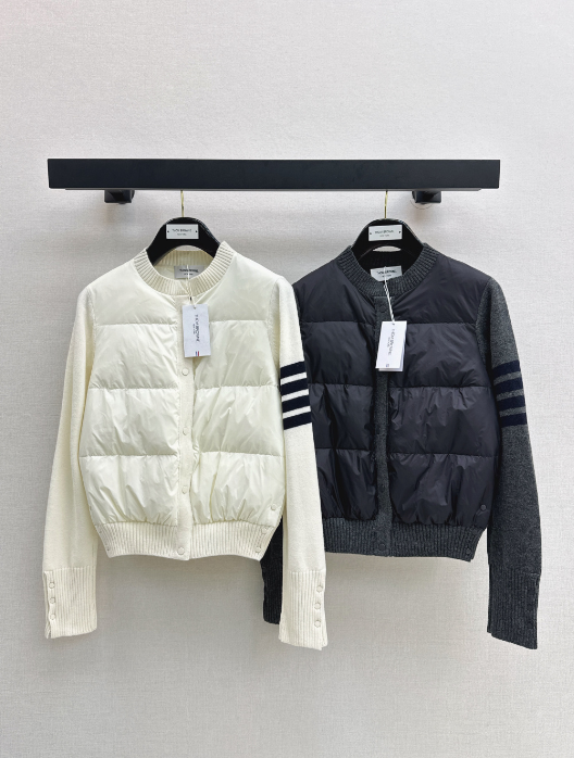 Thom Browne/26 Early Autumn Latest Short Down Jacket with Collar