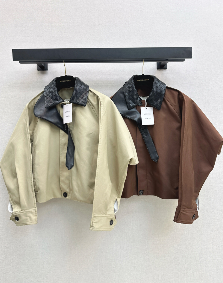 26Latest Autumn/Winter Cropped Trench Coat with Woven Leather Collar