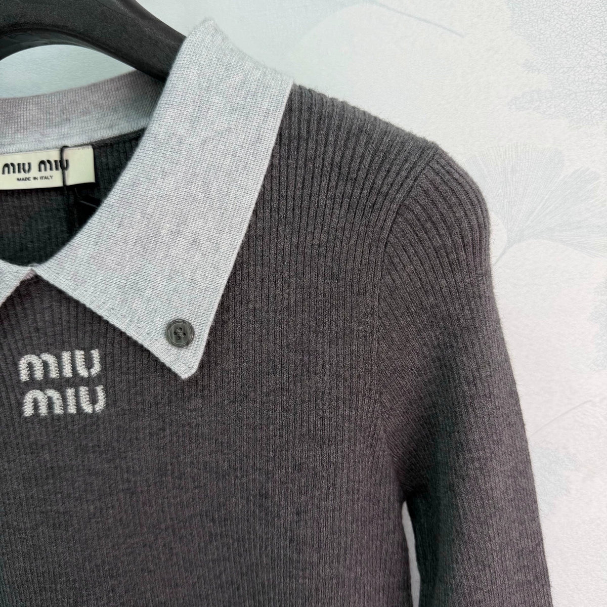 MiuMiu/Color-Block Collar Knit Sweater