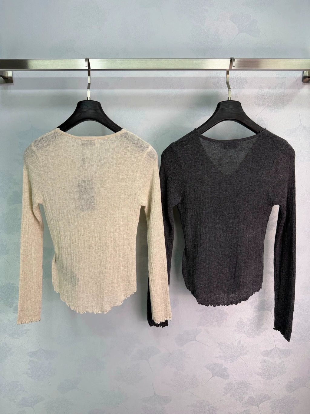 Yves Saint Laurent/26 Early Autumn New V-Neck Long-Sleeve Knit