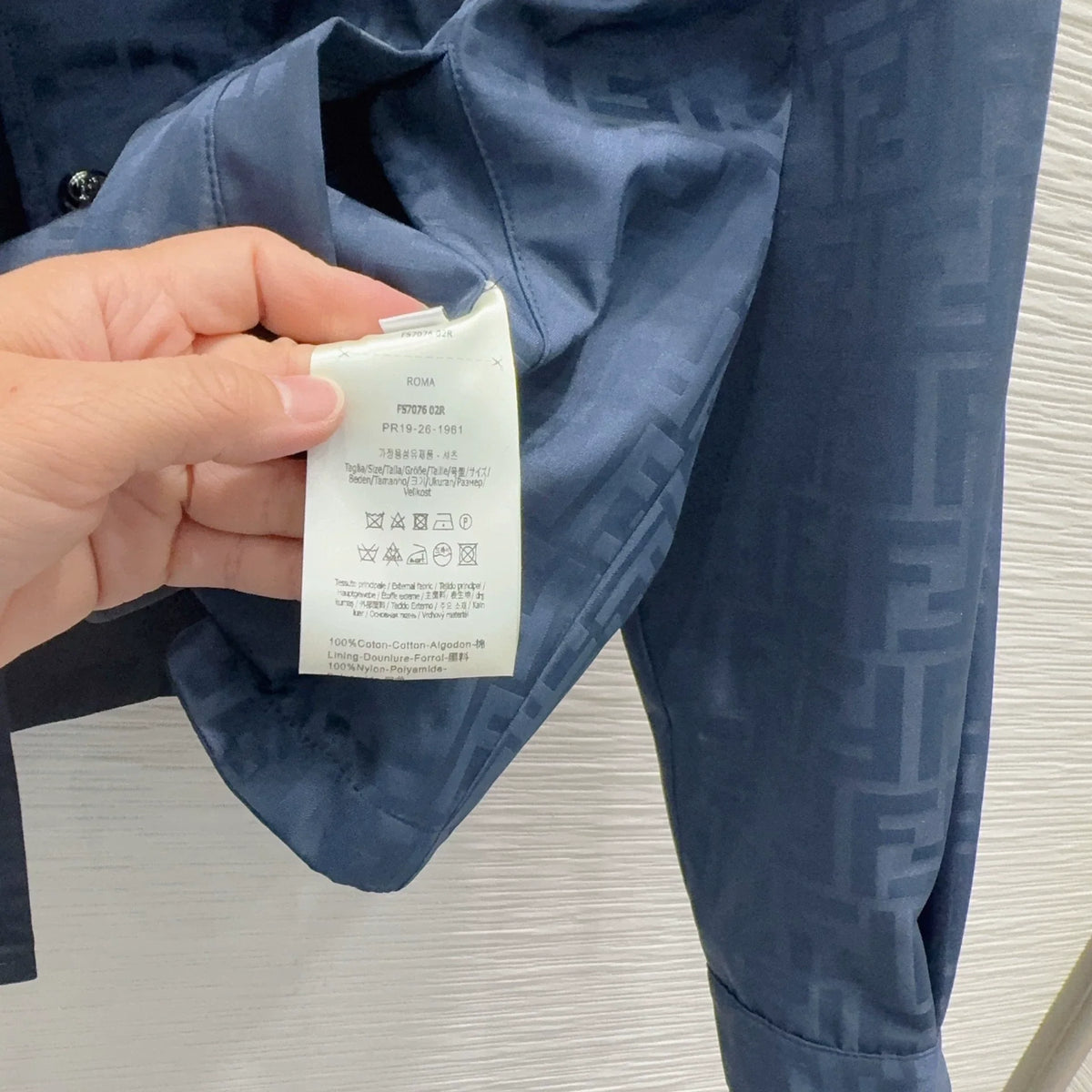 26New Reversible Long-Sleeve Jacket