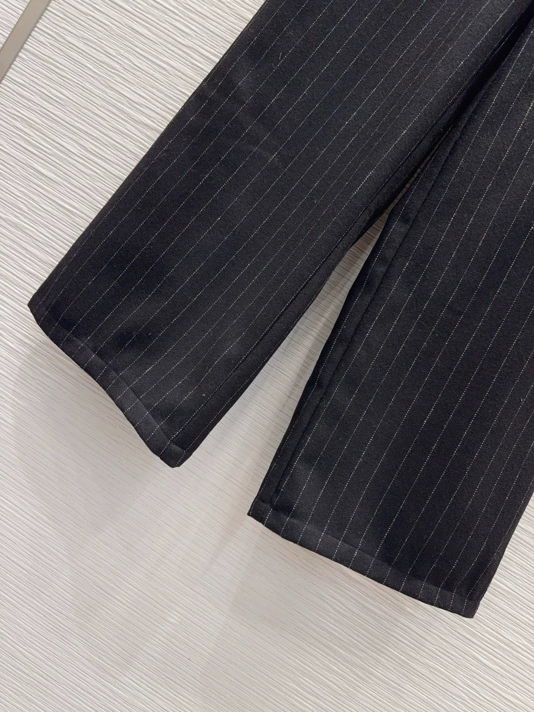 26New Casual Trousers with Triangle Logo and Striped Drawstring