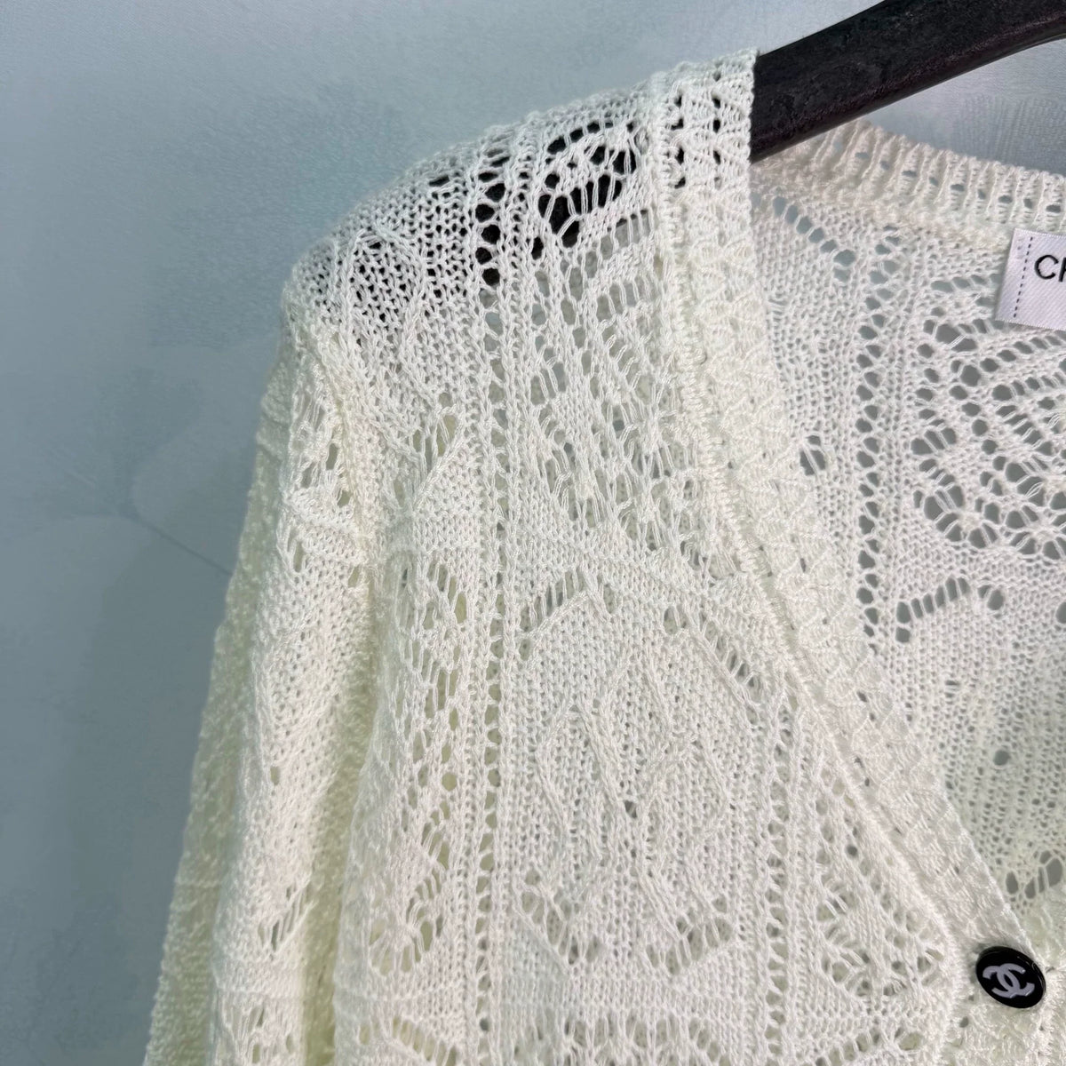 Chanel / 26 Early Autumn New V-neck Knitted Long Sleeve Cardigan