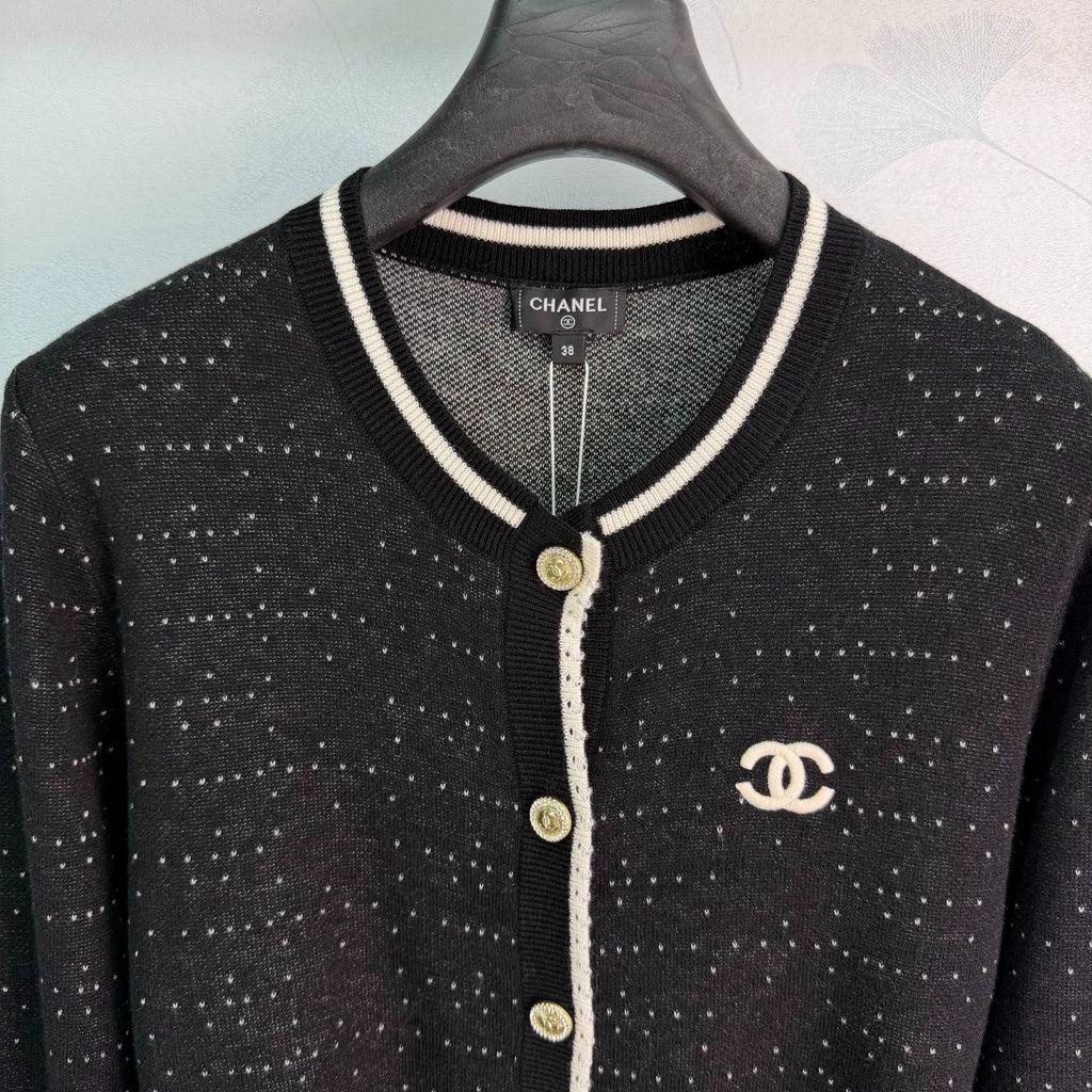 Chanel / 26 Early Fall Color-Block Knit Cardigan